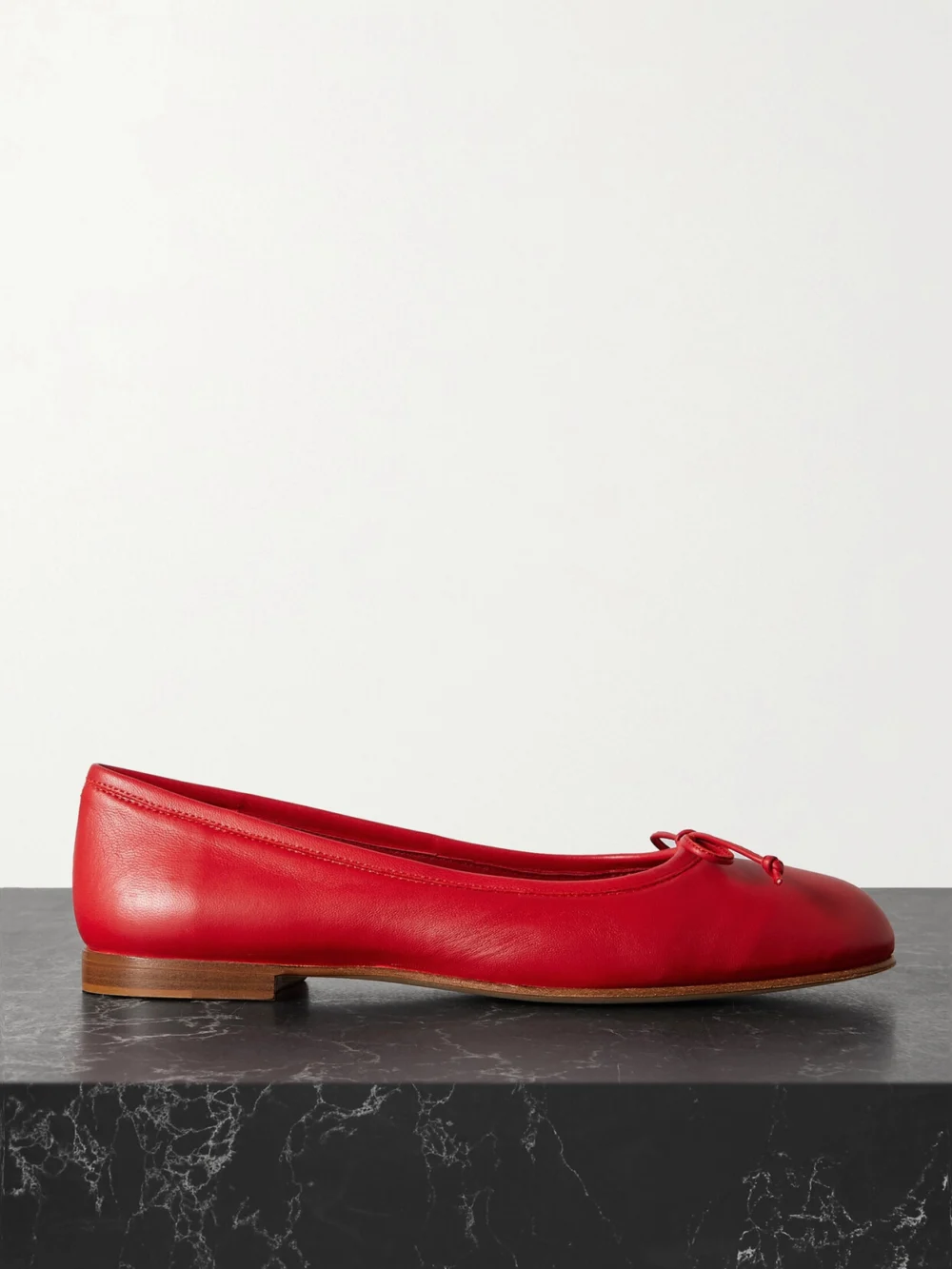 Manolo Blahnik Veralli Bow-detailed Leather Ballet Flats in red