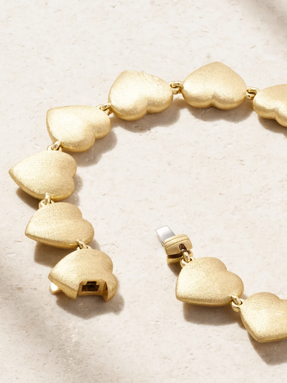 Back view of the Marie Lichtenberg Heart Small 18-karat Gold Bracelet