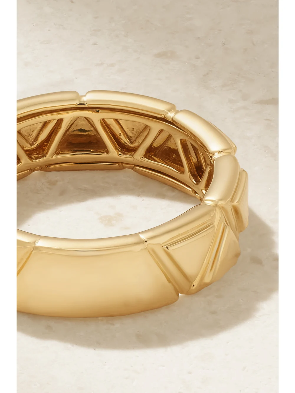 Back view of the Marina B Triangolini 18-karat Gold Ring