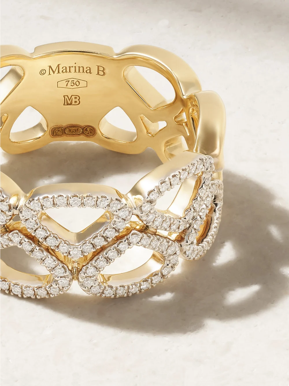Close-up detail of the Marina B Trina 18-karat Gold Diamond Ring
