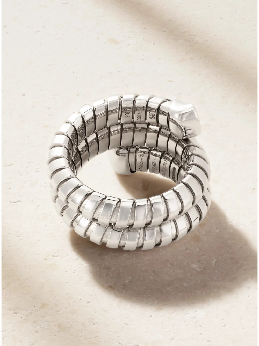 Back view of the Marina B Trisola 18-karat White Gold Diamond Ring