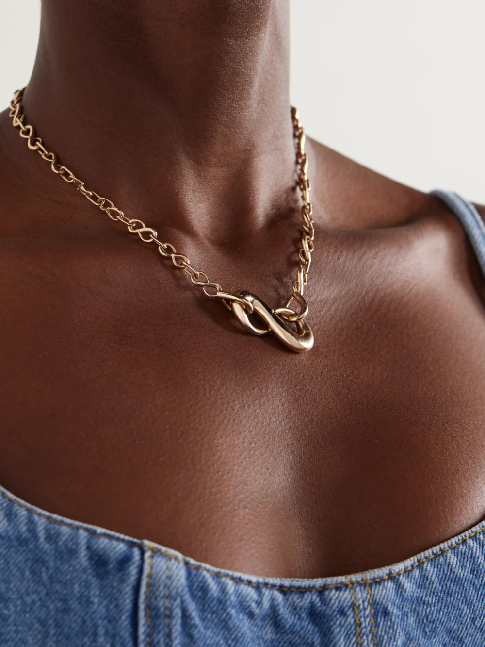 Marla Aaron Myriad Lock 18-karat Gold Necklace, styled view