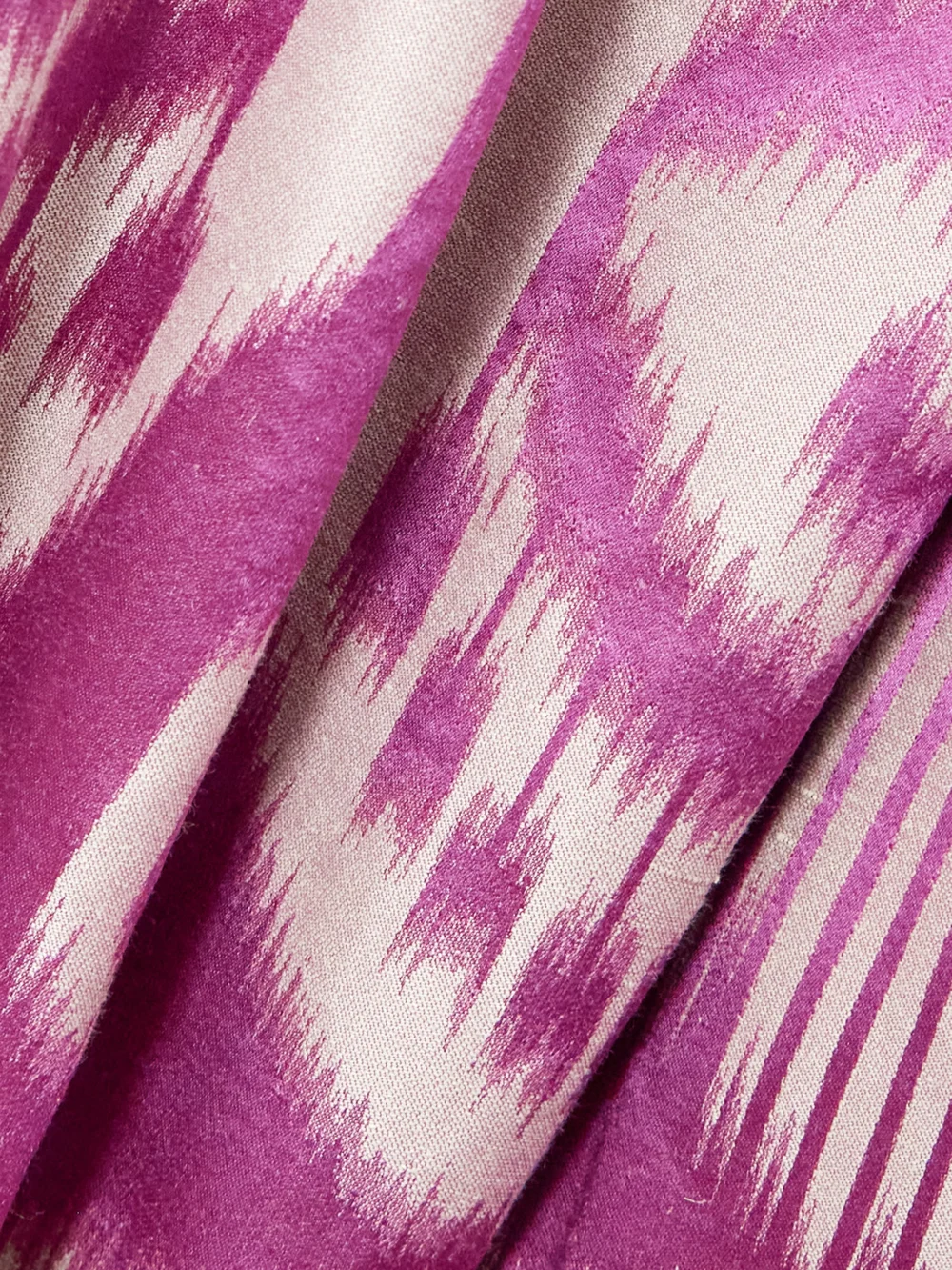 Close-up detail of the Marta Ferri Guenda Pleated Cotton, Silk and Linen-blend Jacquard Midi Dress