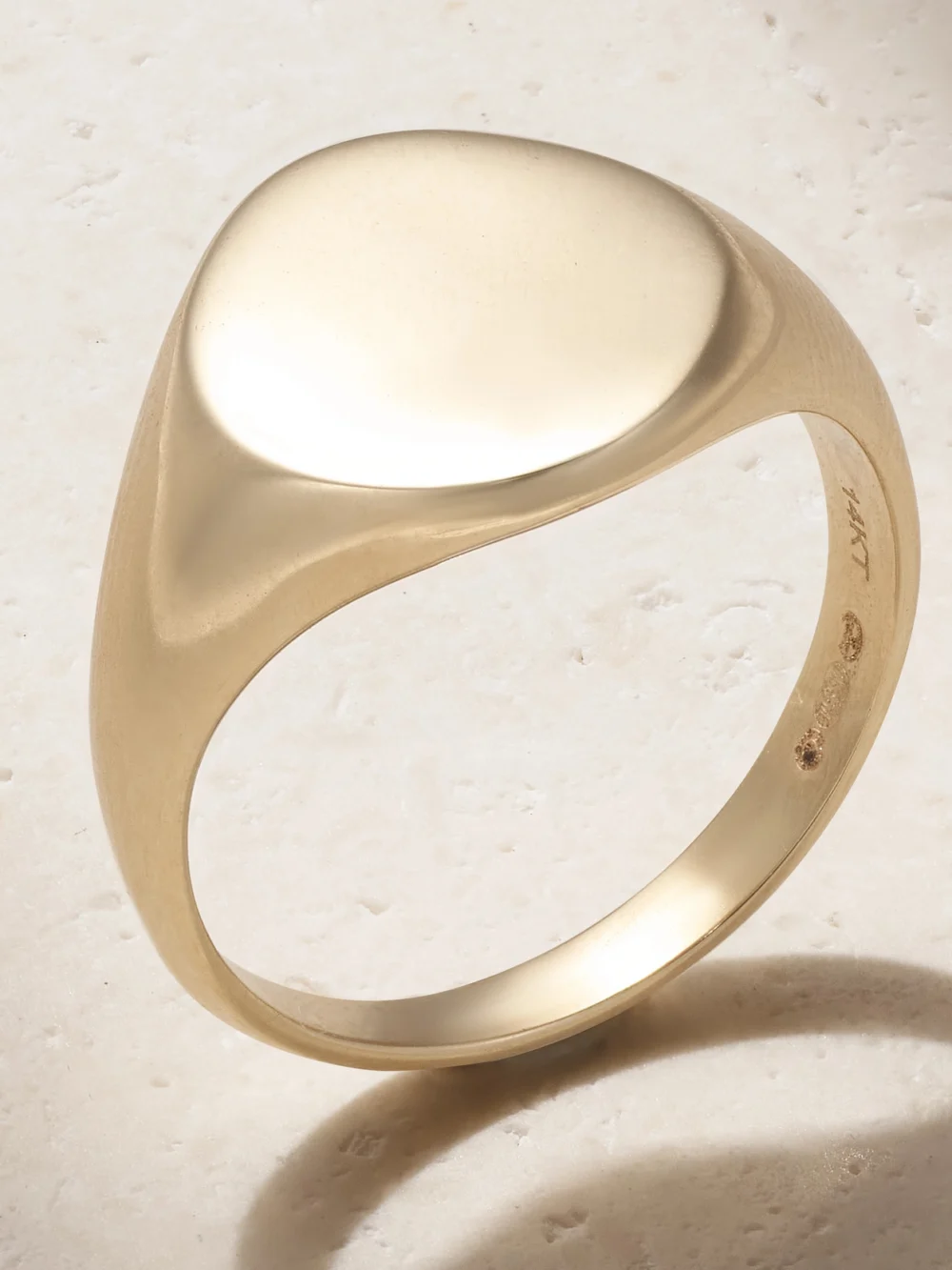 Close-up detail of the Mateo 14-karat Gold Signet Ring