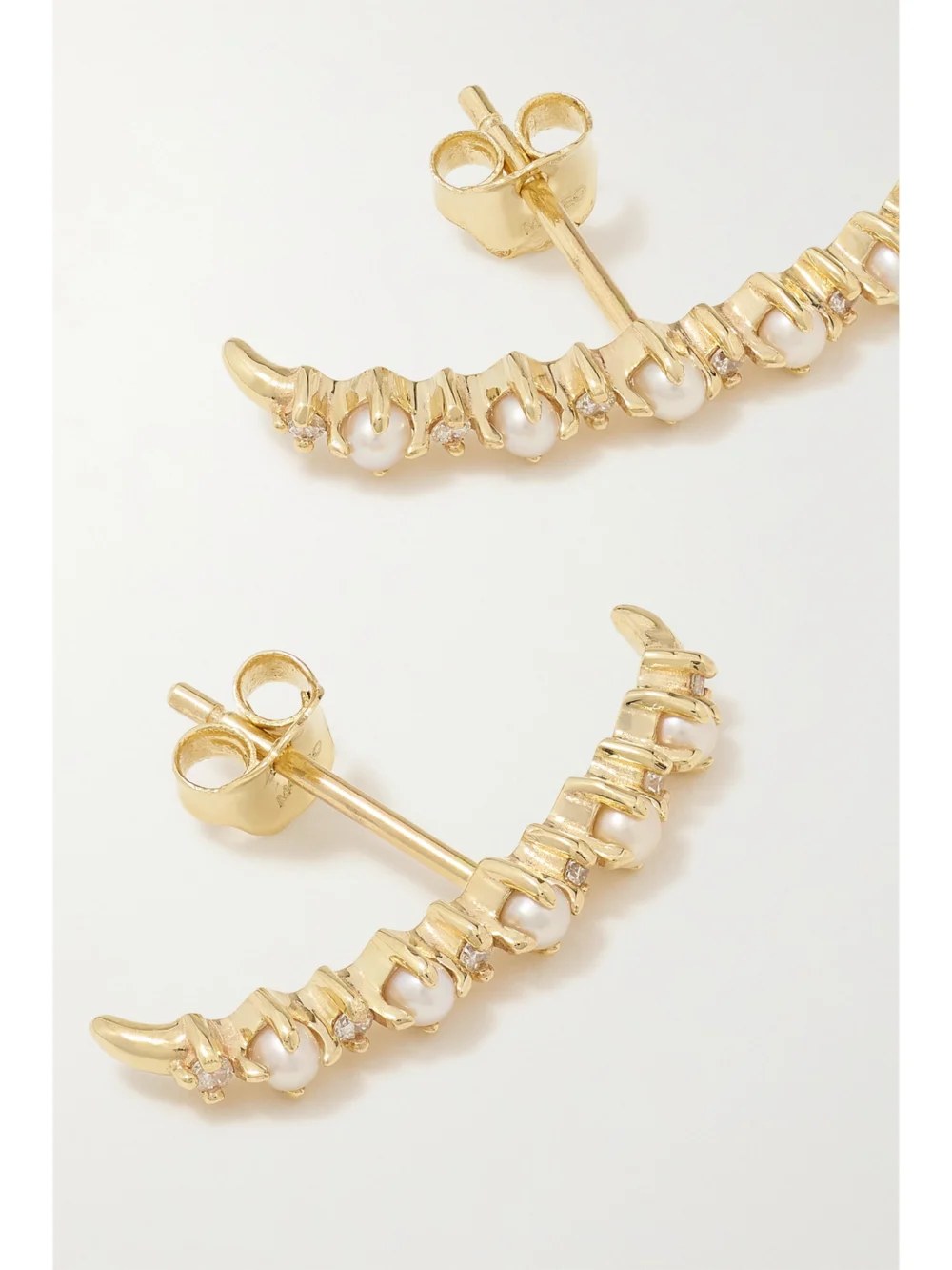 Close-up detail of the Mateo The Little Things 14-karat Gold, Diamond and Pearl Earrings