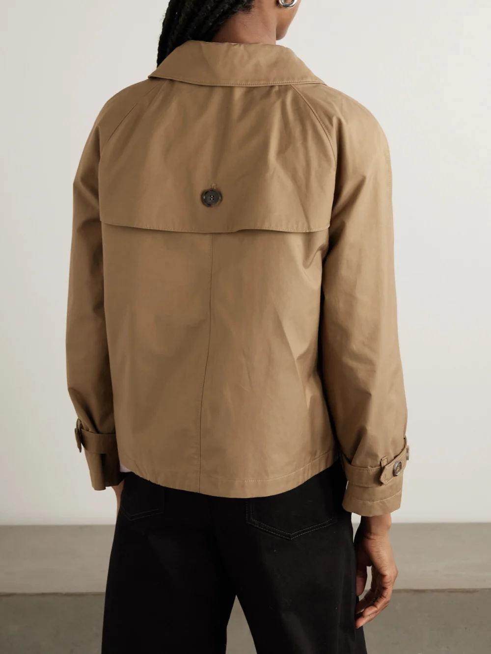 Back view of the Max Mara Tesoro Cropped Double-breasted Cotton-blend Gabardine Trench Coat