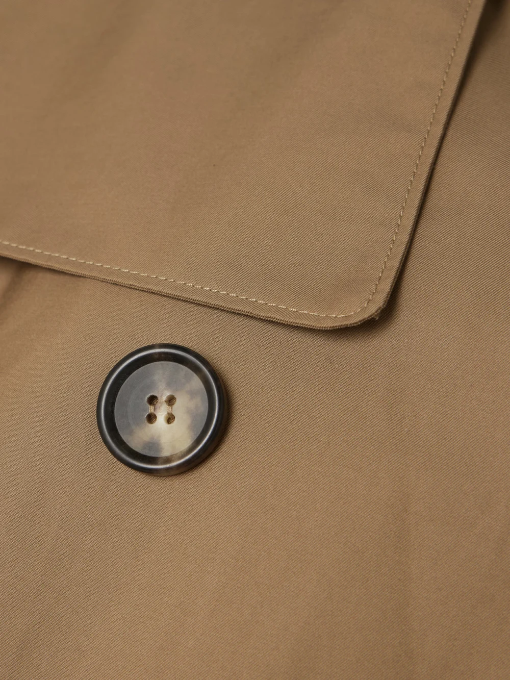 Close-up detail of the Max Mara Tesoro Cropped Double-breasted Cotton-blend Gabardine Trench Coat