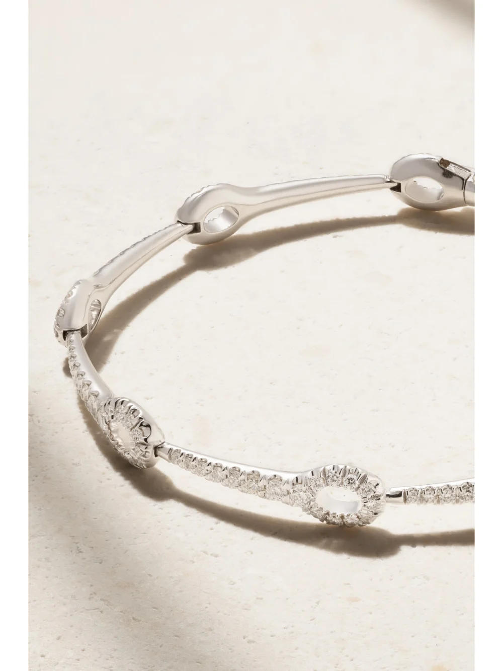 Close-up detail of the Melissa Kaye Lola Needle Linked 18-karat White Gold Diamond Bracelet