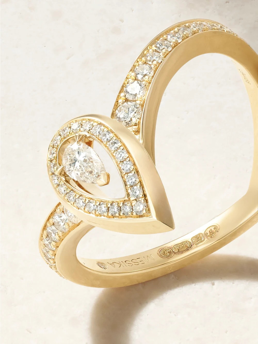 Close-up detail of the Messika Fiery 18-karat Gold Diamond Ring