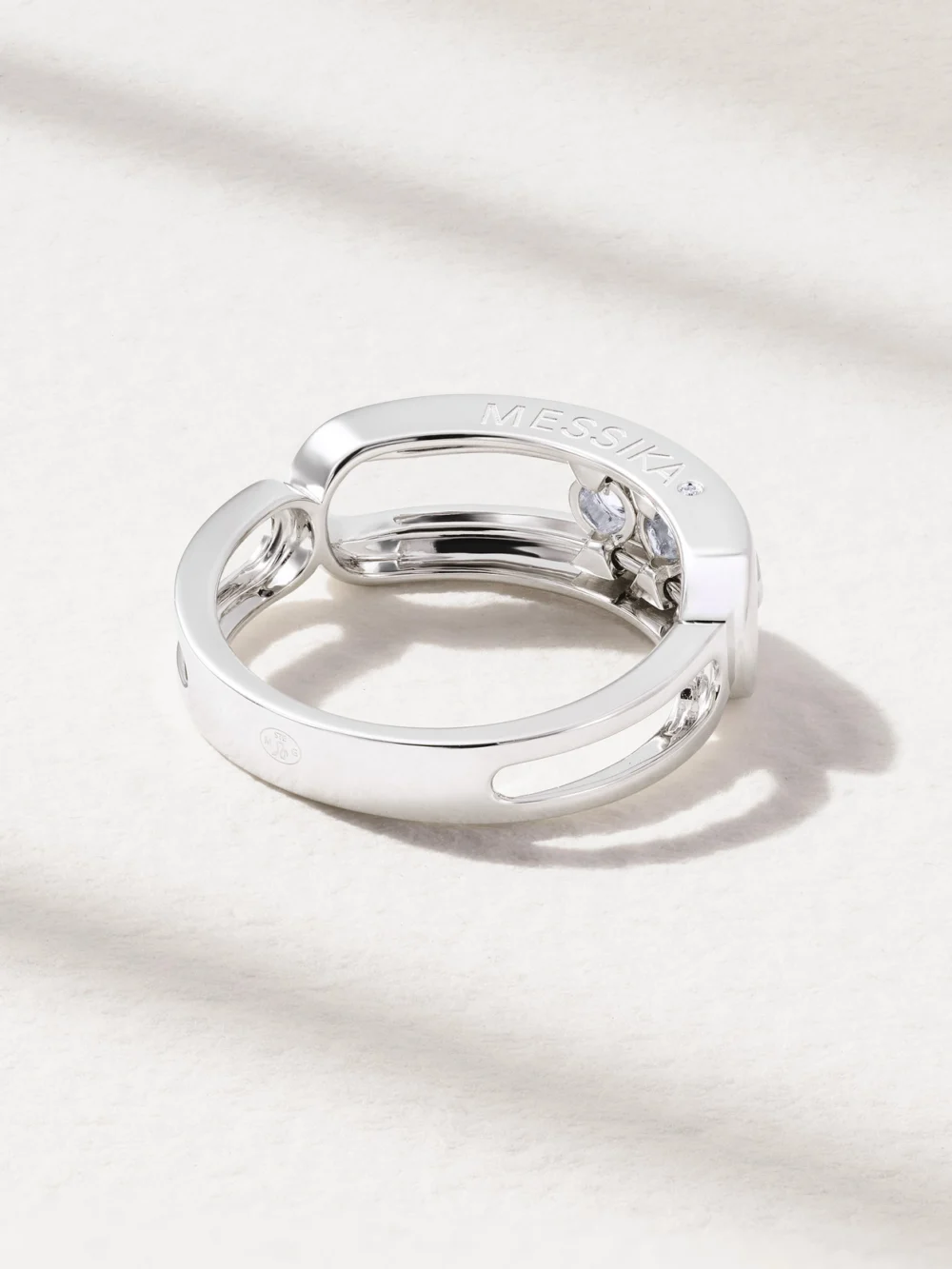 Back view of the Messika Move Classique 18-karat White Gold Diamond Ring