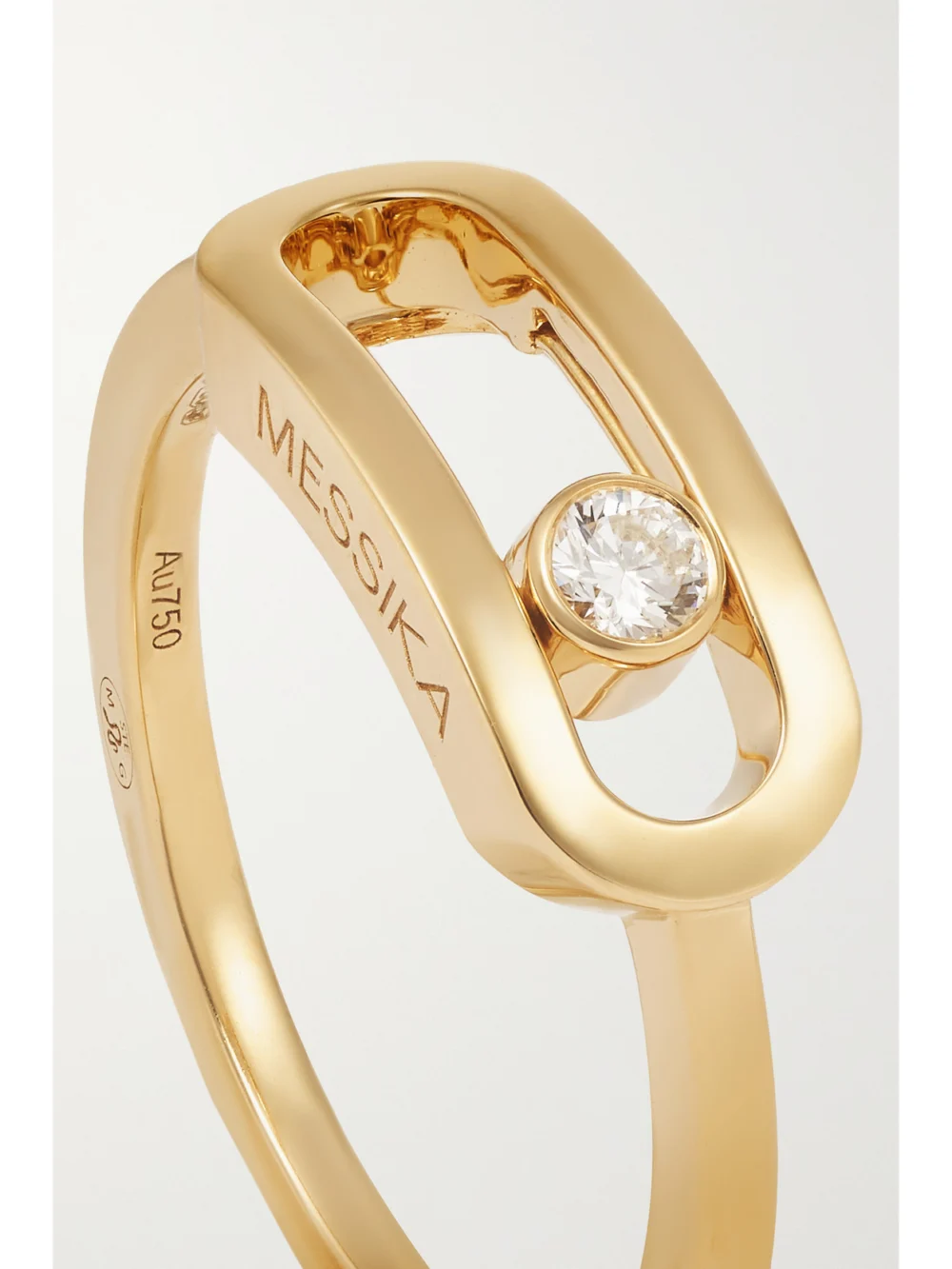 Close-up detail of the Messika Move Uno 18-karat Gold Diamond Ring