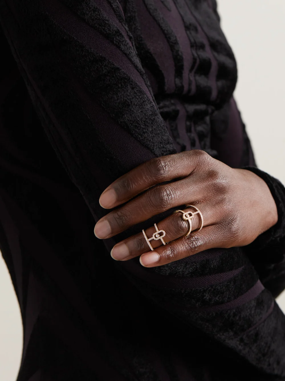 Messika Move Uno Double 18-karat Gold Diamond Ring, styled view