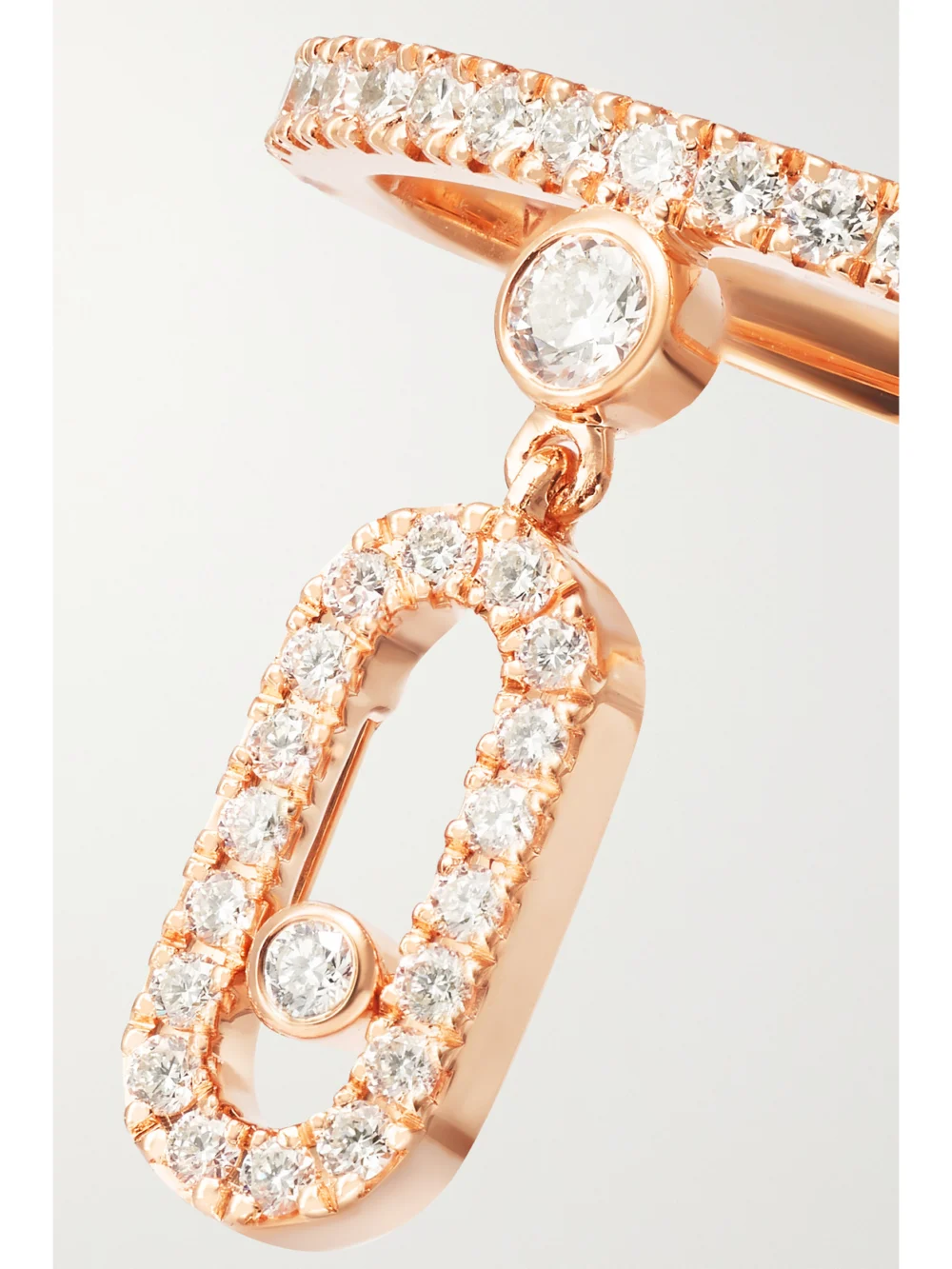 Close-up detail of the Messika Move Uno Tassel 18-karat Rose Gold Diamond Ring