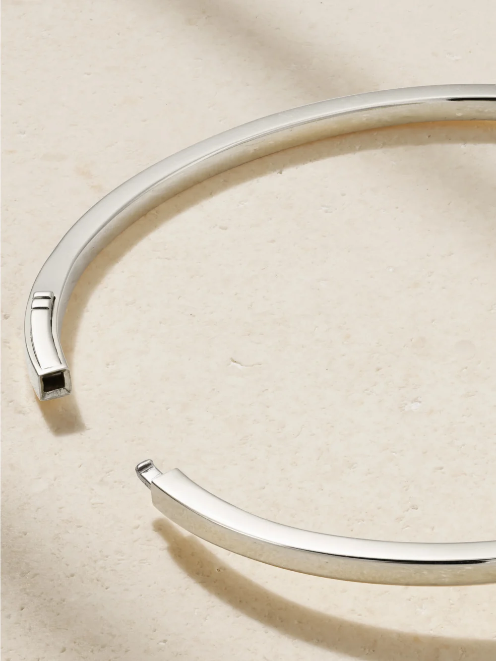 Back view of the Messika So Move 18-karat White Gold Diamond Bracelet