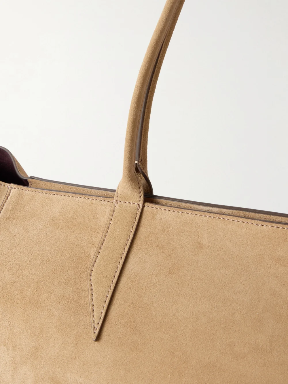 Close-up detail of the Métier Incognito 42 Cabas Suede Tote