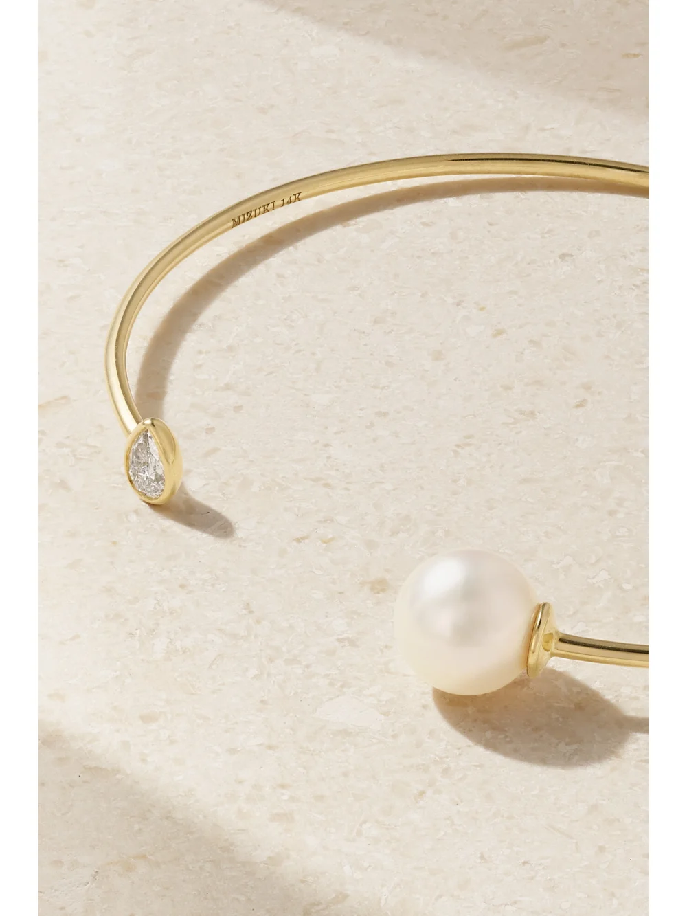 Close-up detail of the Mizuki 14-karat Gold, Pearl and Diamond Cuff