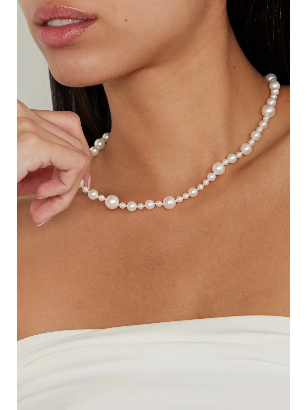 Mizuki 14-karat Gold Pearl Necklace, styled view