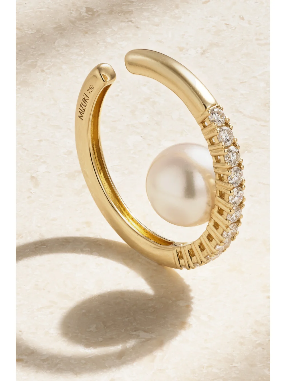 Back view of the Mizuki 18-karat Gold, Diamond and Pearl Ear Cuff