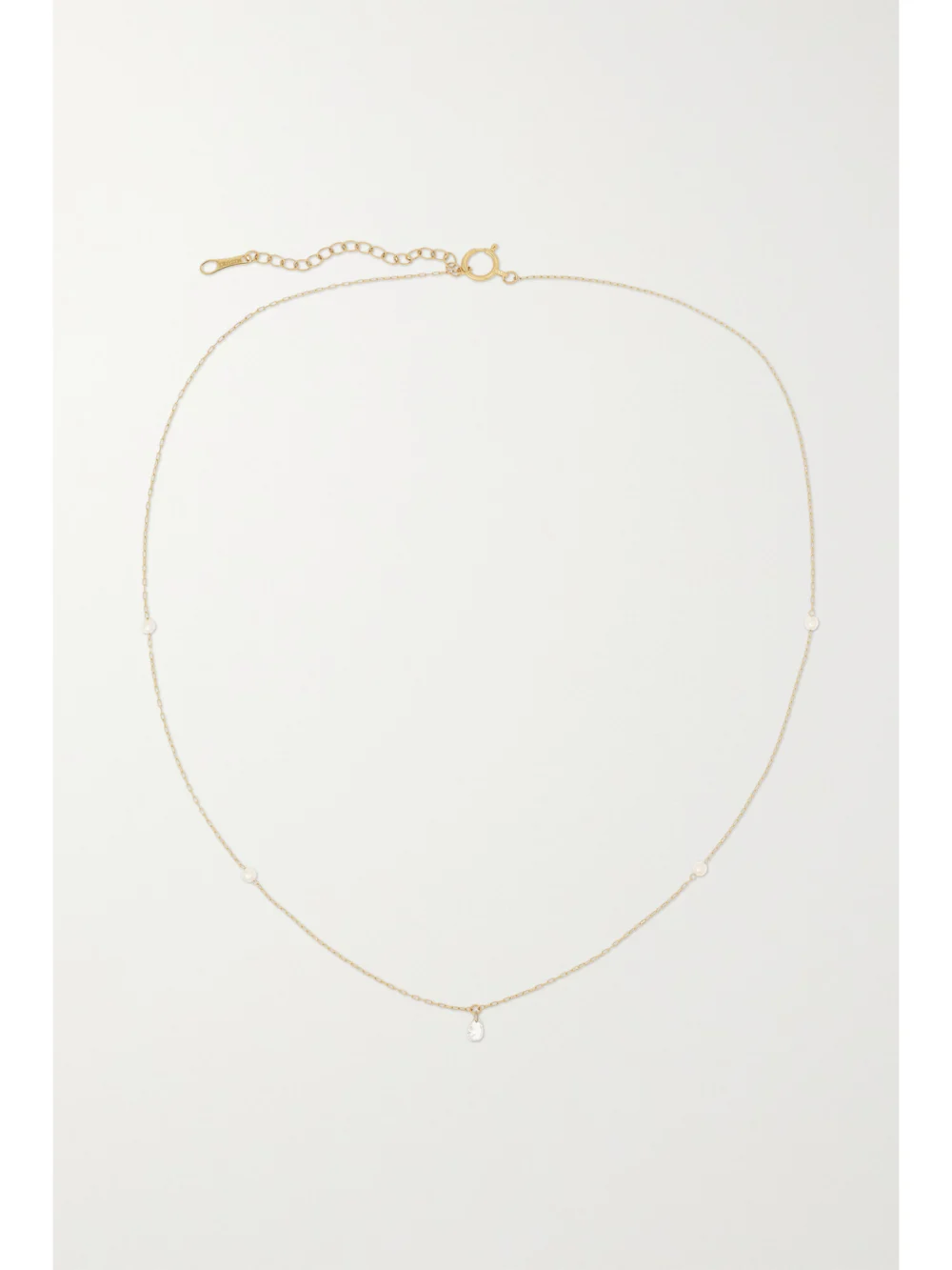 Close-up detail of the Mizuki Sea of Beauty 14-karat Gold, Pearl and Diamond Necklace