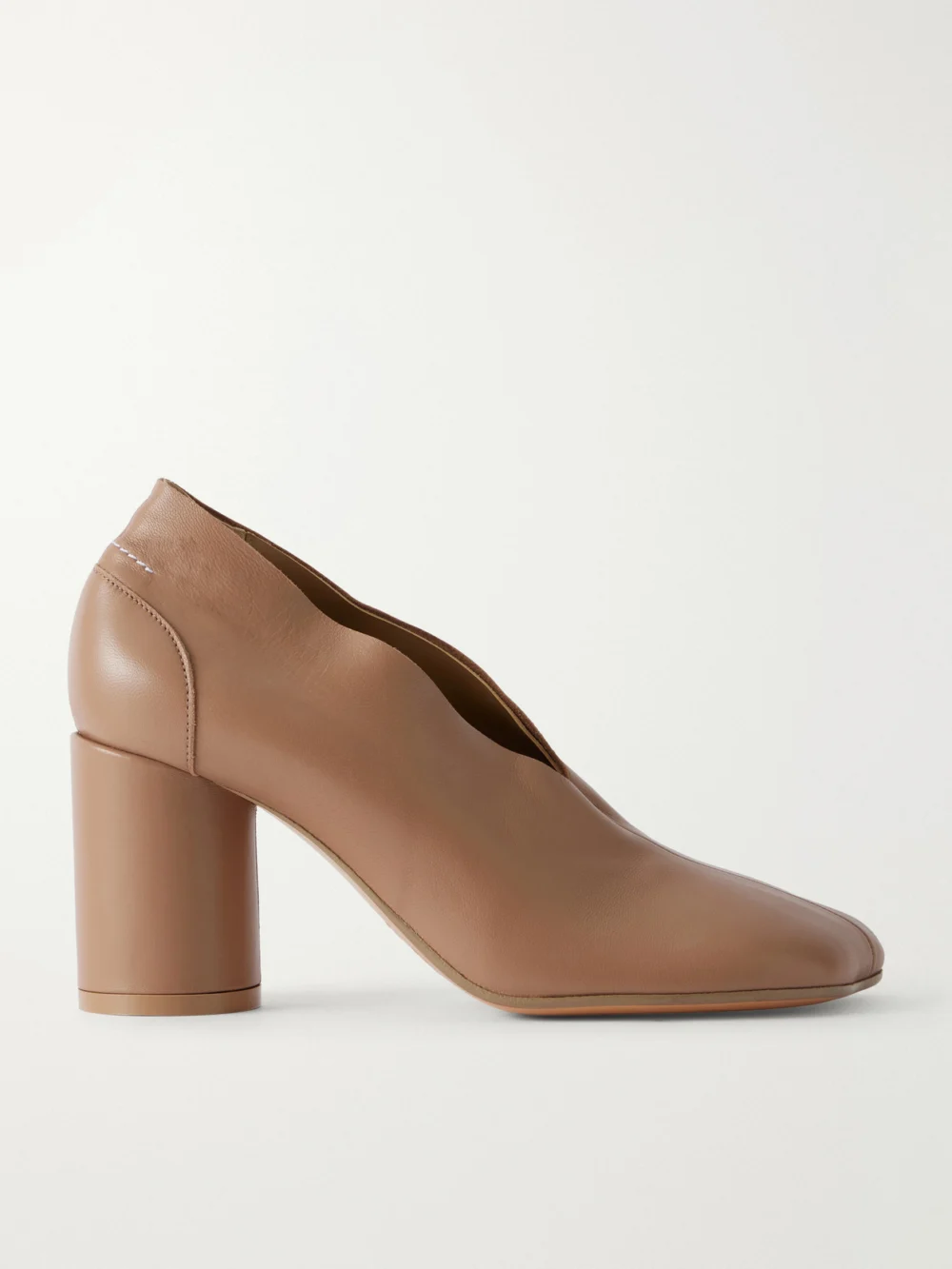 MM6 Maison Margiela Court 85 Leather Pumps in camel