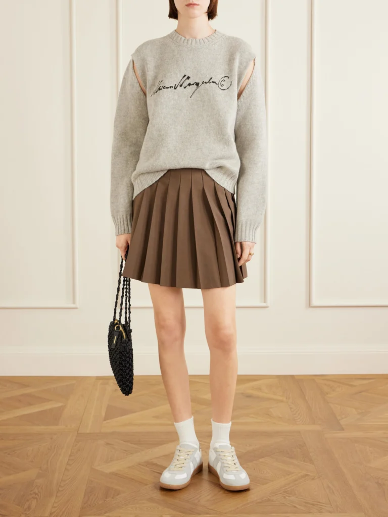 MM6 Maison Margiela Logo-print Cut-out Wool-blend Sweater