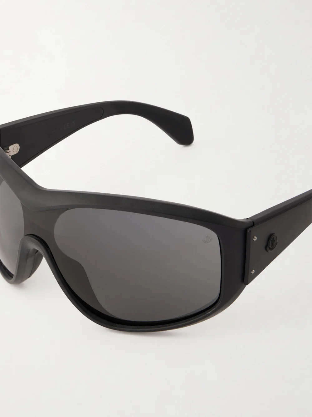 Close-up detail of the Moncler Thyra Oval-frame Ski Sunglasses
