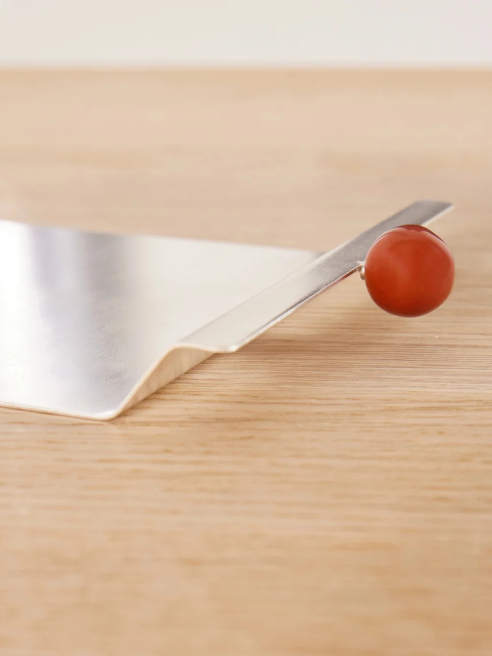 Close-up detail of the Natalia Criado Small Silver-plated and Stone Tray