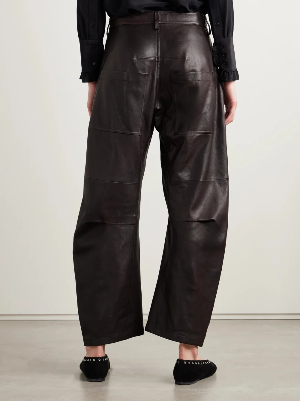 Back view of the Nili Lotan Shon Leather Barrel-leg Pants