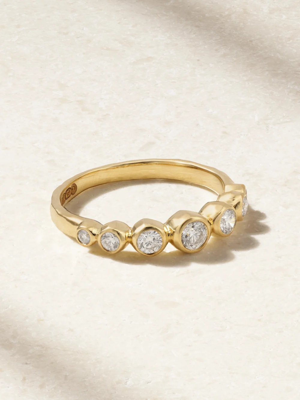 Octavia Elizabeth Riviera Demi American 18-karat Gold Diamond Ring in 7