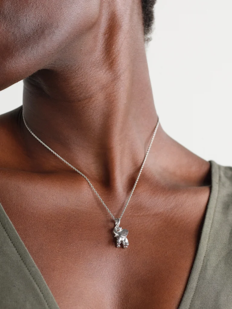 Ole Lynggaard Copenhagen Elephant 18-karat White Gold Diamond Necklace