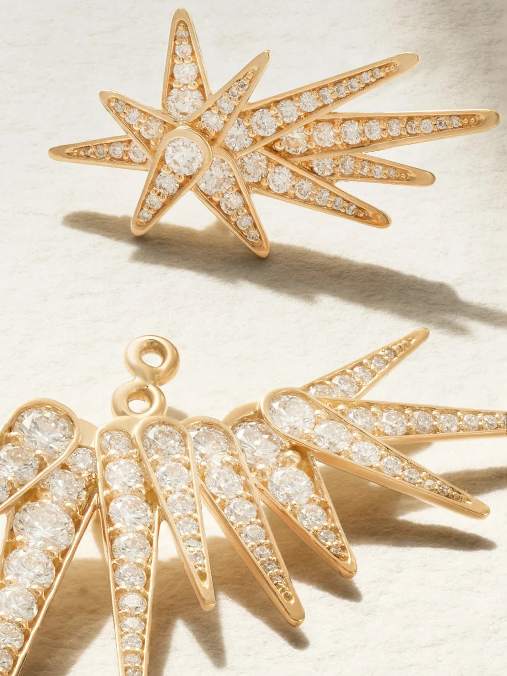 Close-up detail of the Ole Lynggaard Copenhagen Funky Shooting Stars 18-karat Gold Diamond Single Earring
