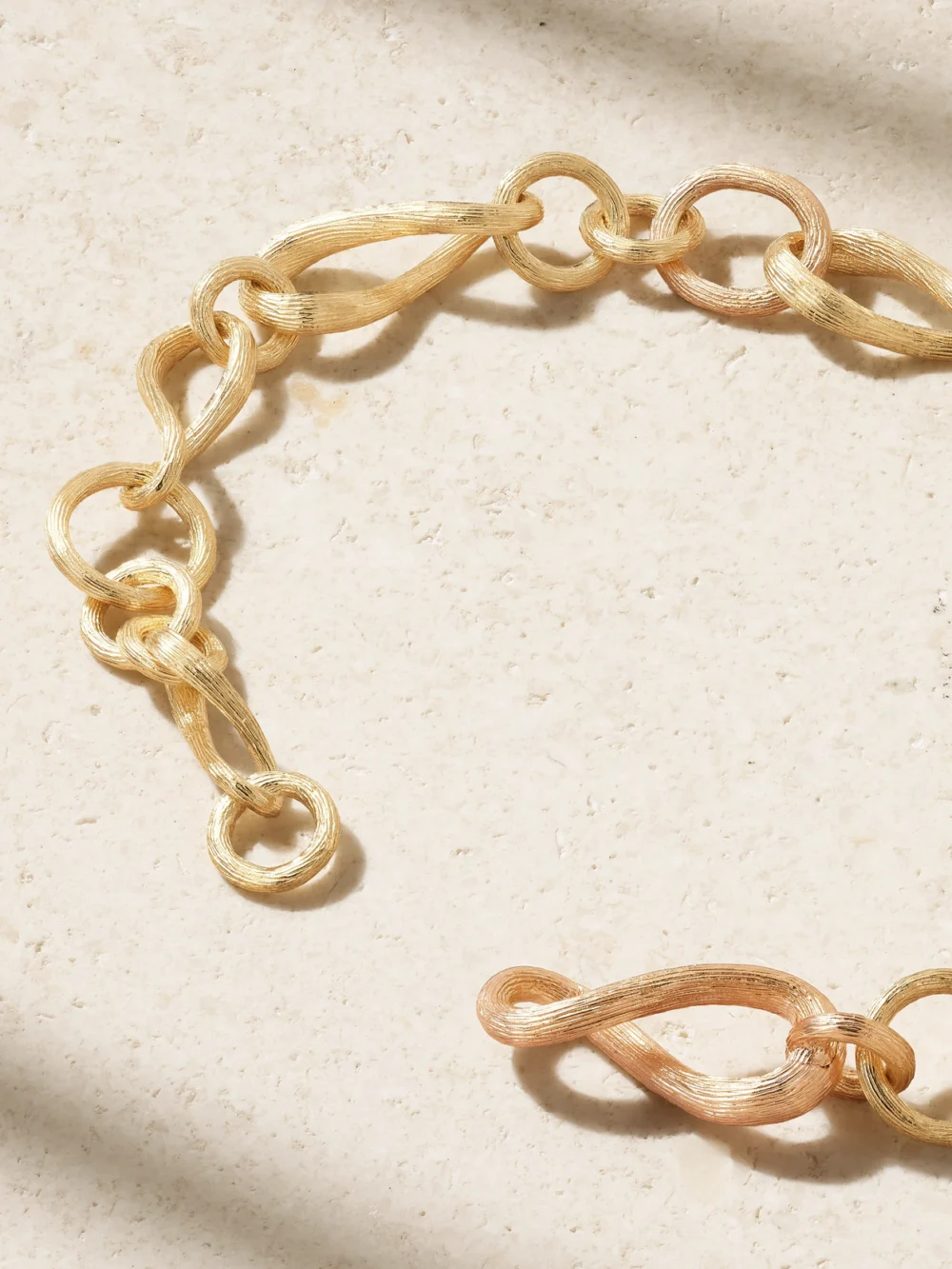 Back view of the Ole Lynggaard Copenhagen Love Mini 18-karat Yellow and Rose Gold Bracelet