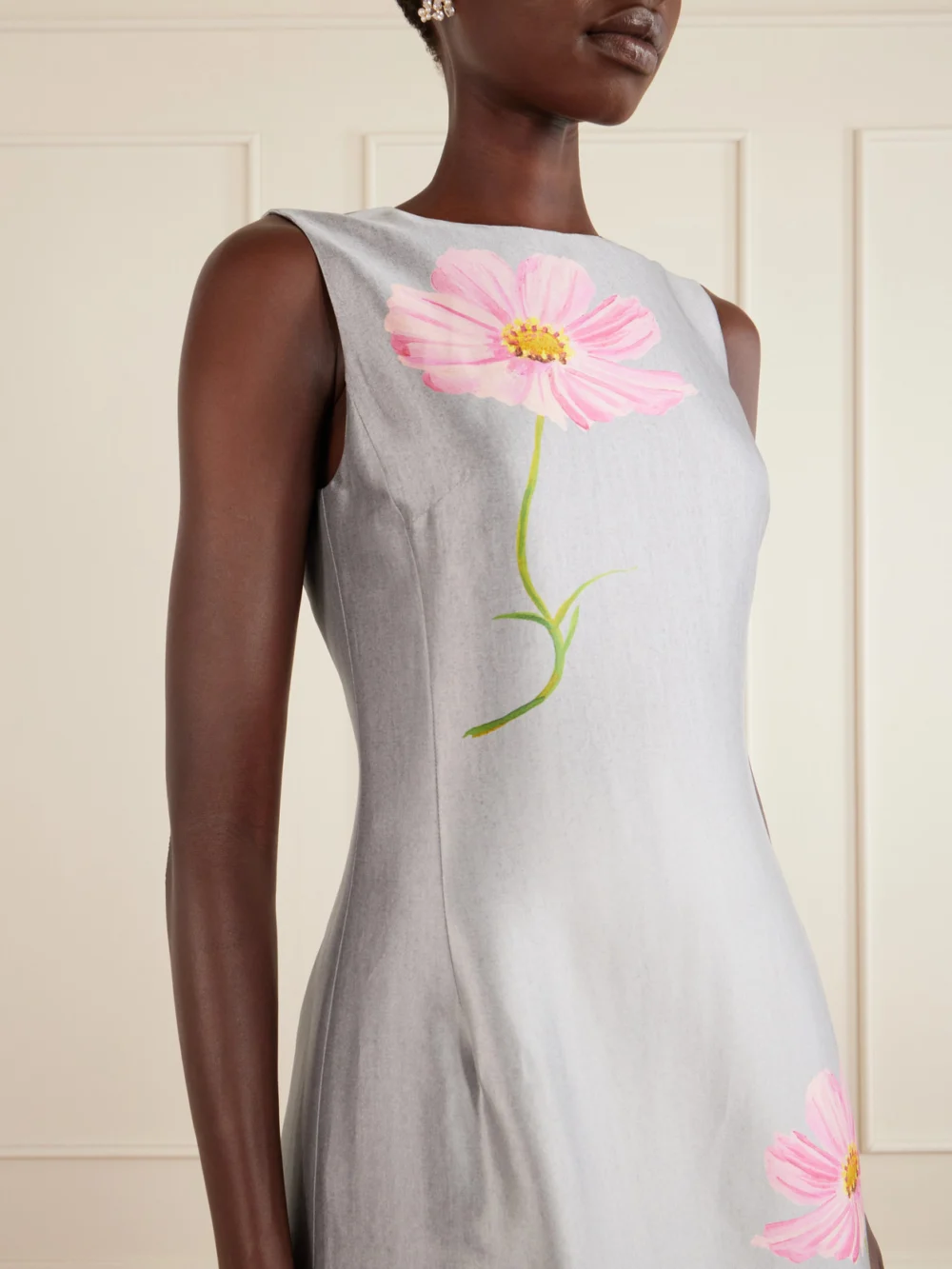 Close-up detail of the Oscar de la Renta Floral-print Satin Midi Dress