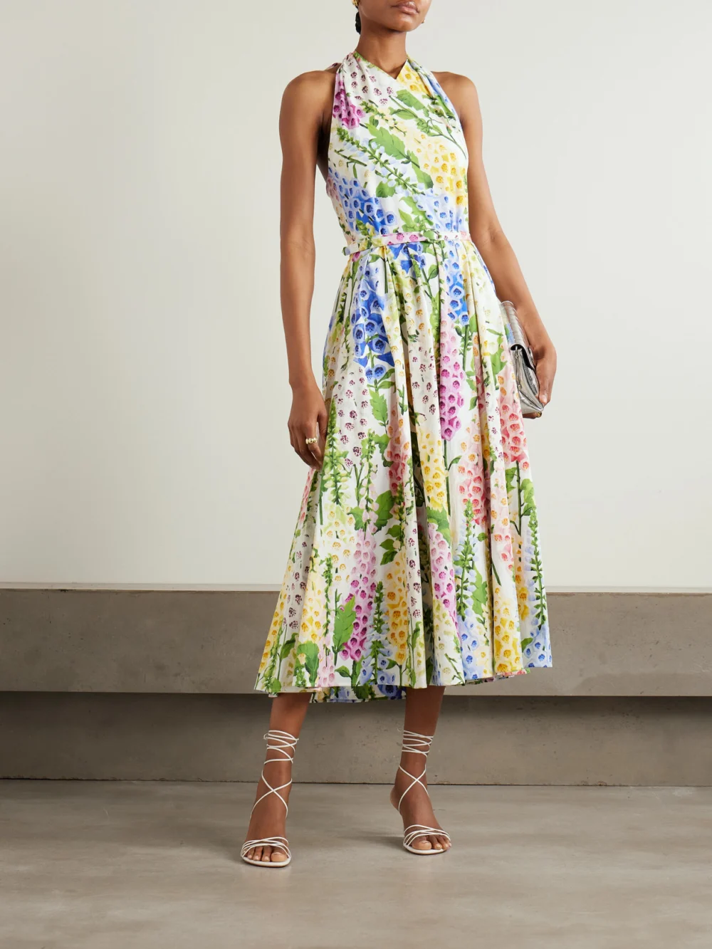 Oscar de la Renta Foxgloves Belted Floral-print Cotton-blend Poplin Midi Dress, worn by a model