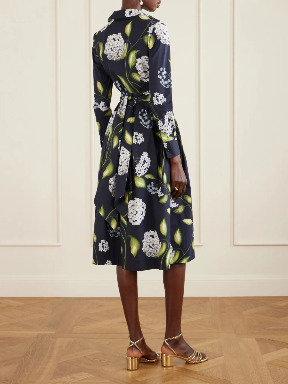 Back view of the Oscar de la Renta Wrap-effect Floral-print Cotton-blend Poplin Shirt Dress