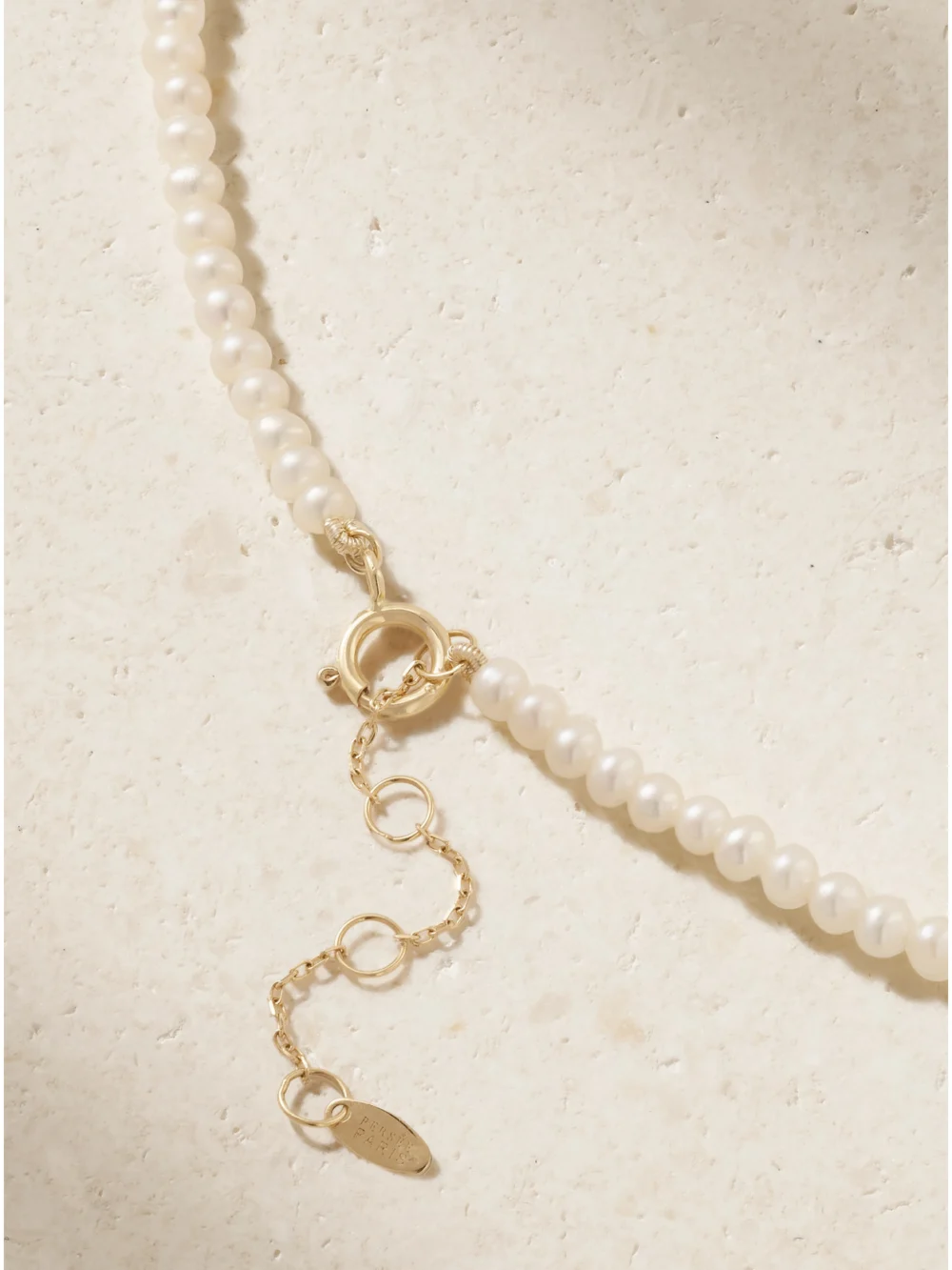 Back view of the Persée 18-karat Gold, Pearl and Diamond Necklace