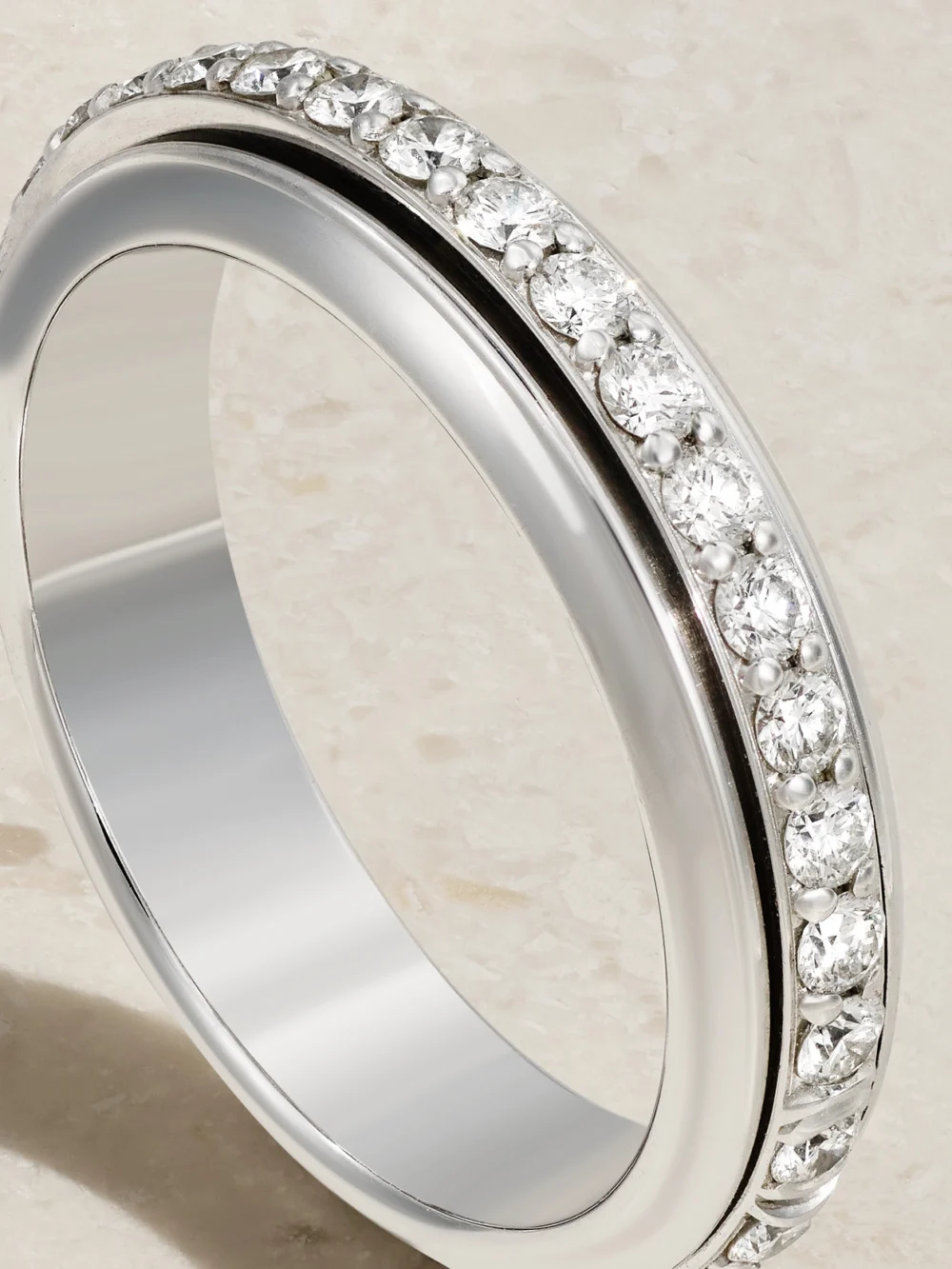 Close-up detail of the Piaget Possession 18-karat White Gold Diamond Ring