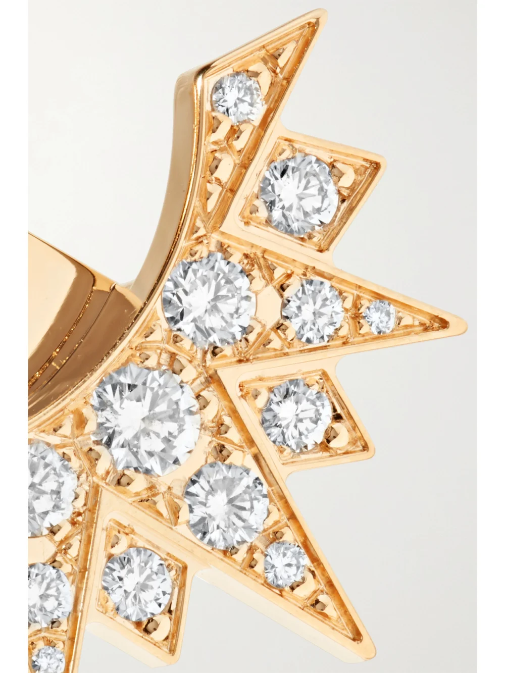 Close-up detail of the Piaget Sunlight 18-karat Rose Gold Diamond Earrings