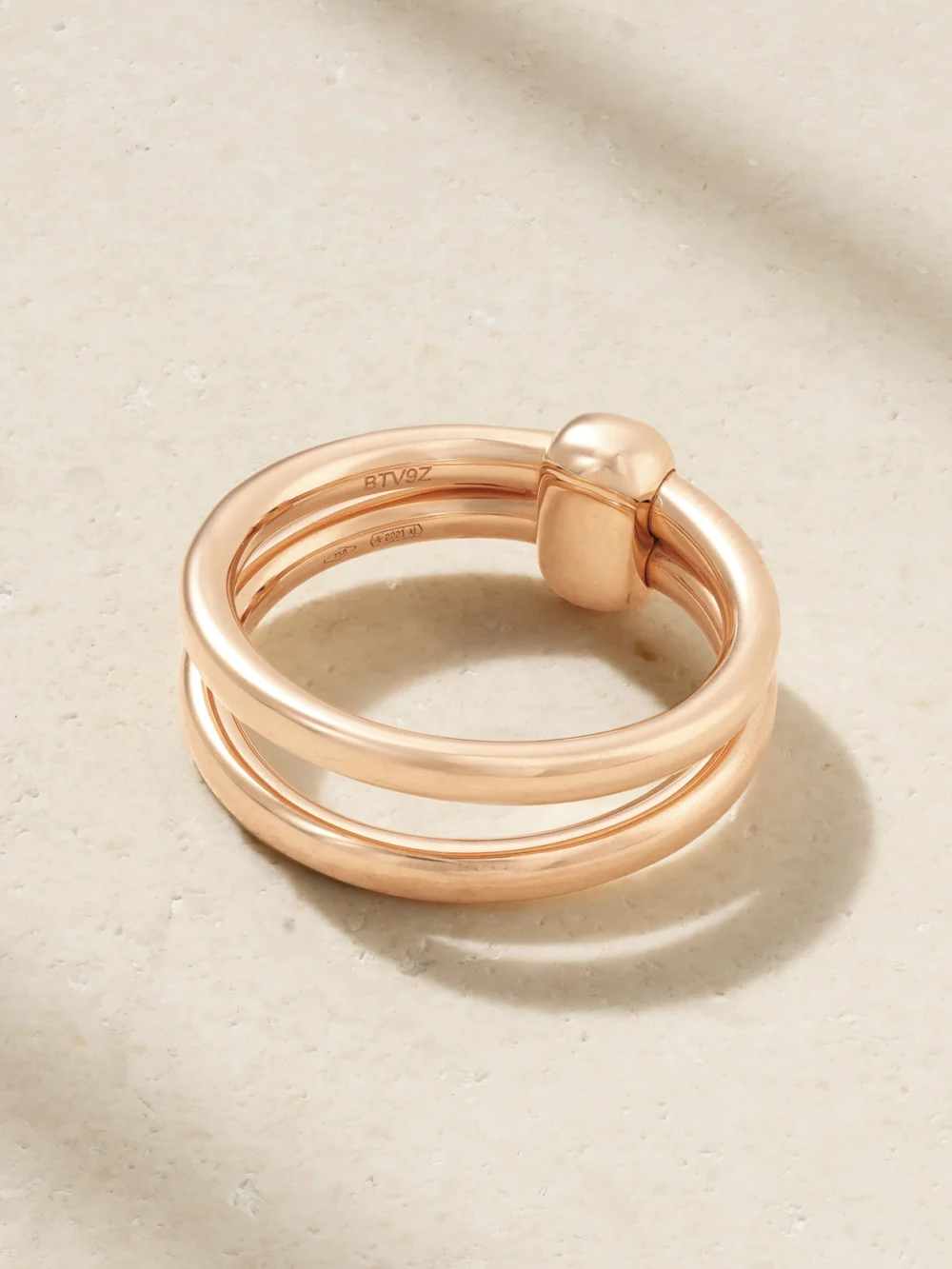 Back view of the Pomellato Together 18-karat Rose Gold, Rhodium-plated and Diamond Ring
