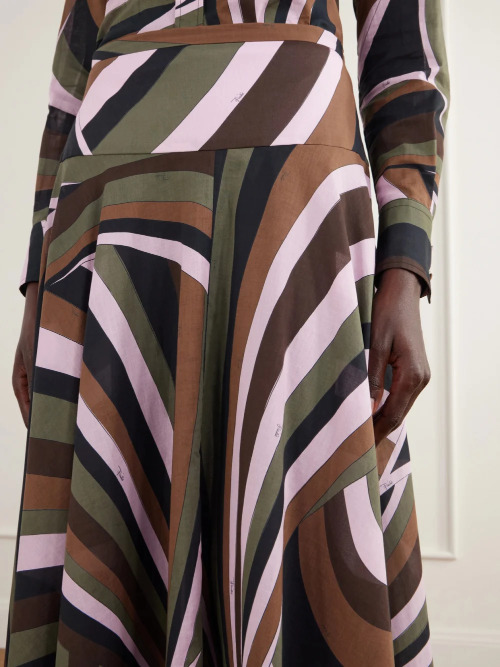 Close-up detail of the Pucci Printed Cotton-muslin Maxi Skirt