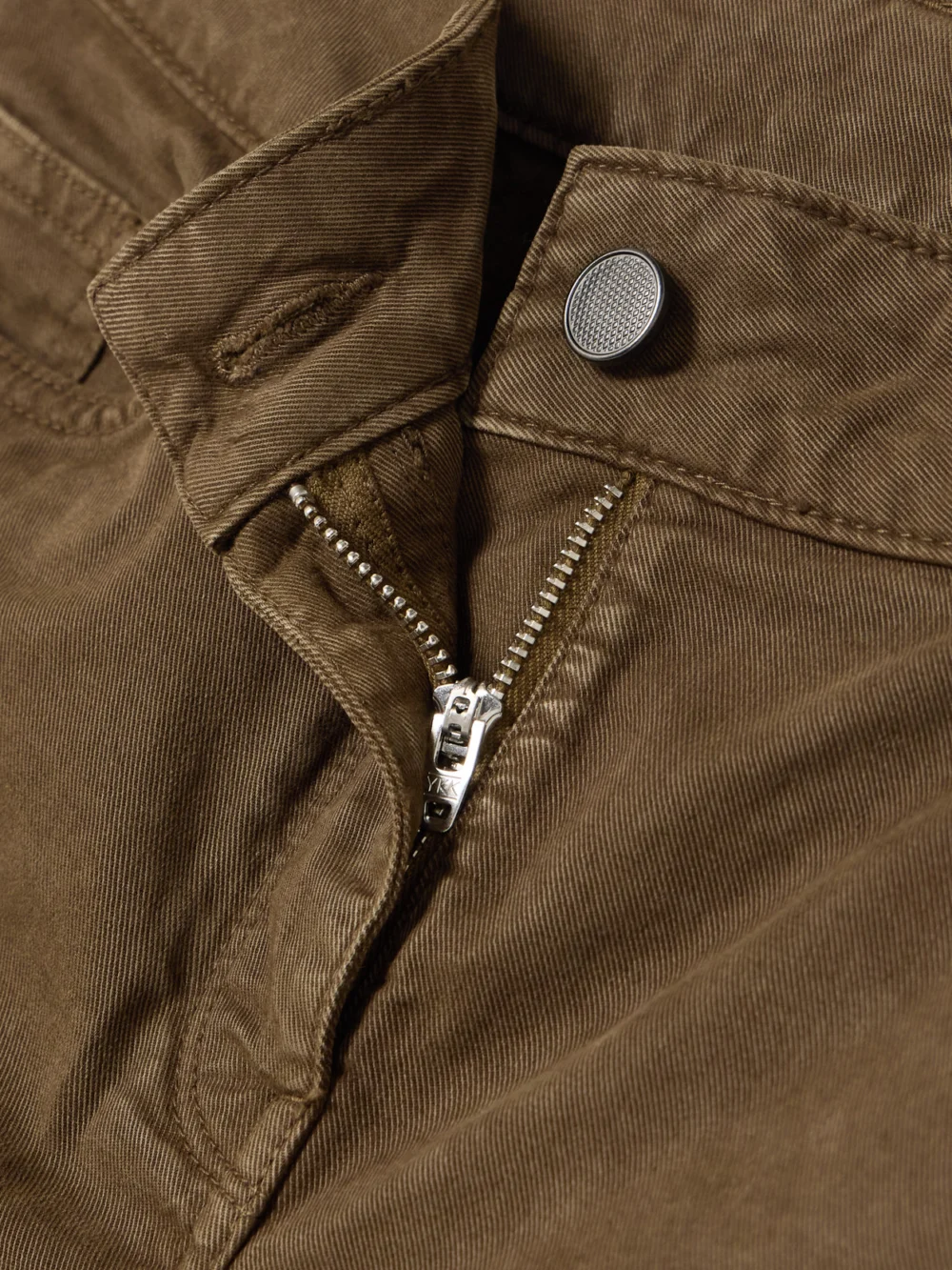 Close-up detail of the Purdey Stretch Cotton, Tencel™ and Silk-blend Twill Slim-leg Pants