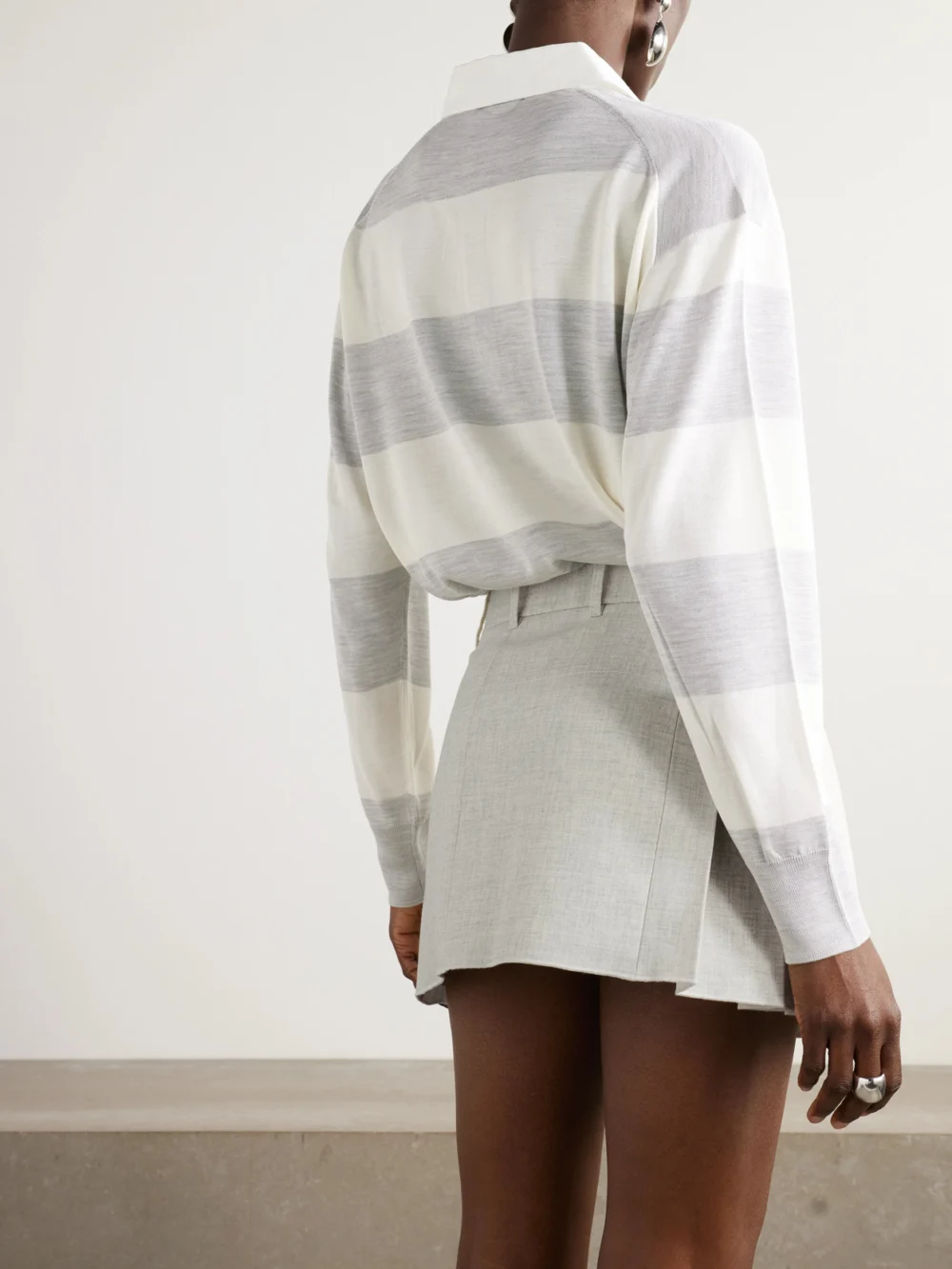 Back view of the Rabanne Pleated Cotton and Linen-blend Mini Skirt