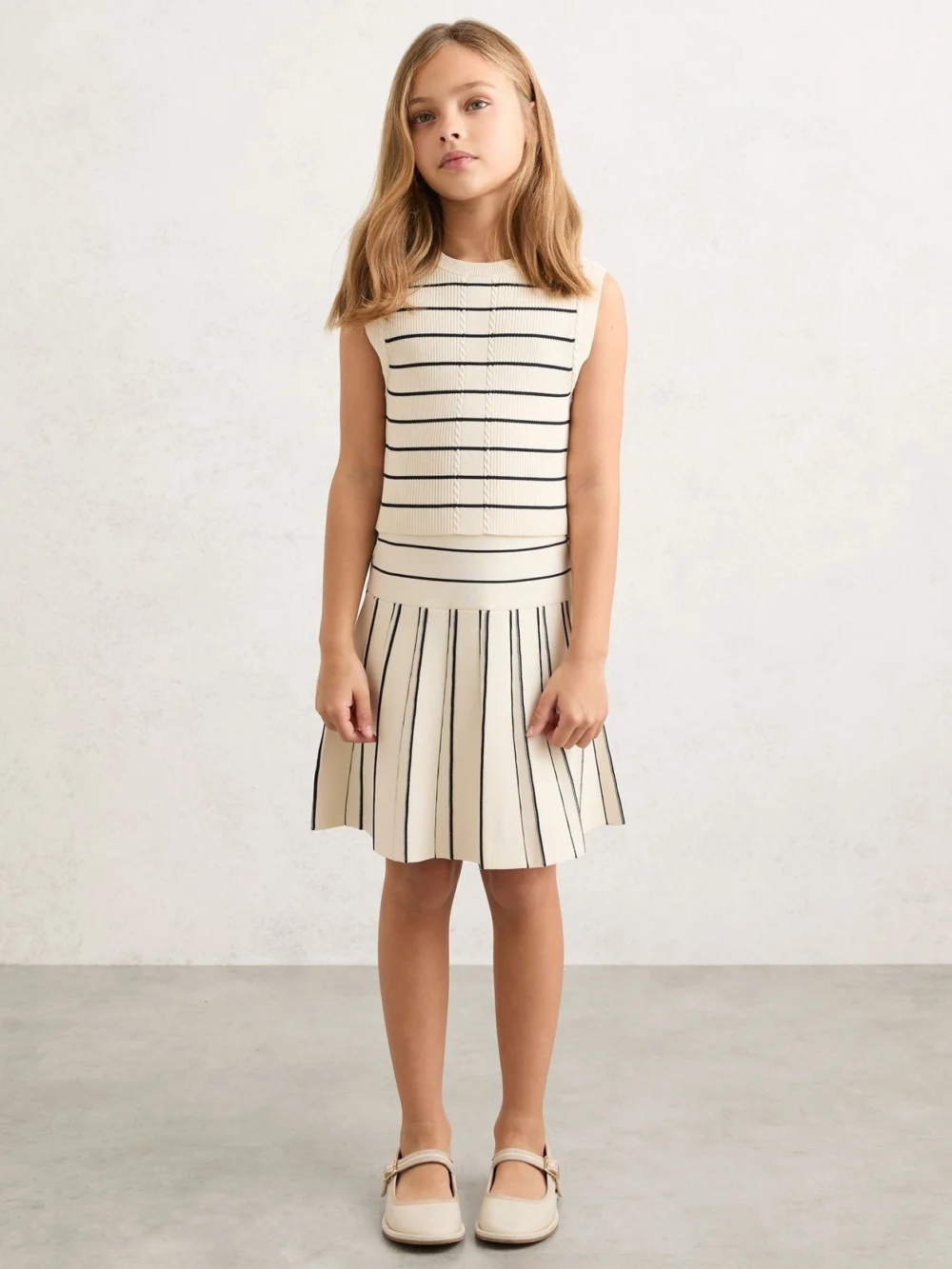 Reiss 3-9 yrs Stripe Knitted Sleeveless Top, view 3