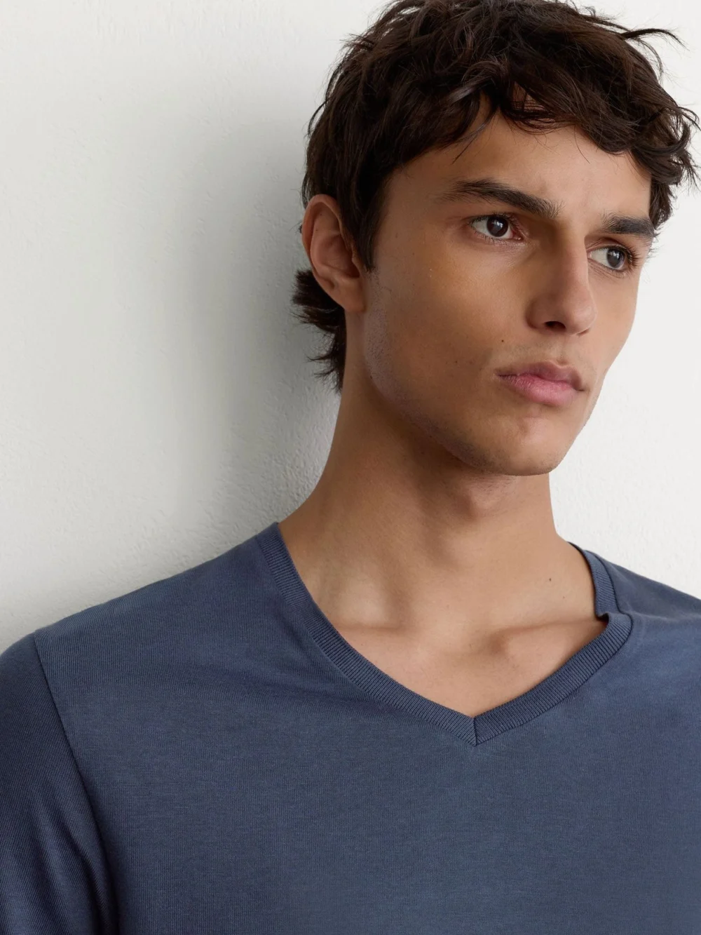 Reiss Airforce Blue Cotton- V-neck Tailored-fit T-shirt, view 4