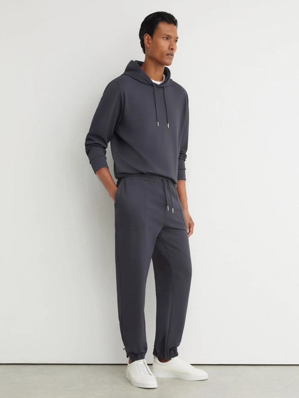 Reiss Airforce Blue R-flex Stretch-twill Cuffed Joggers, view 3