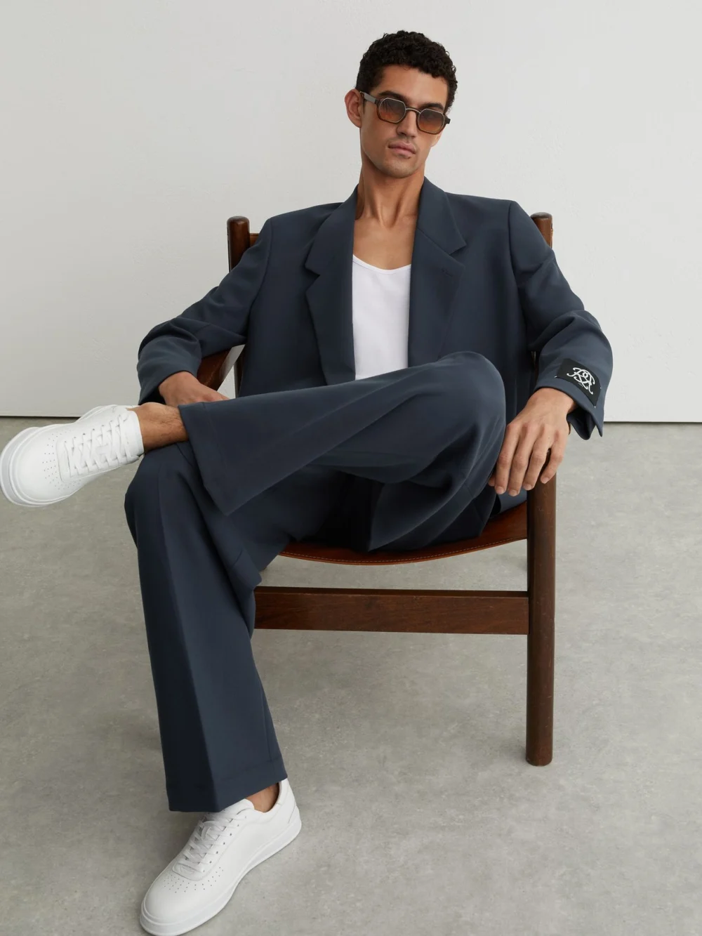 Reiss Airforce Blue Relaxed-fit Belted Trousers, view 4