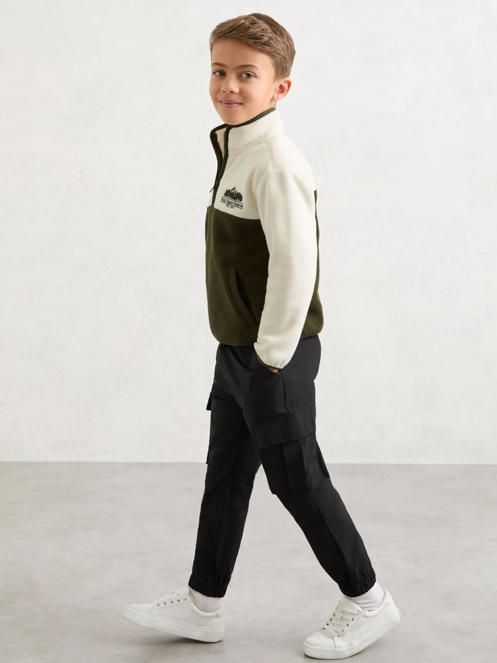Reiss & Khaki 3-9 yrs Nature Reserve Colour-block Zip Fleece, view 3