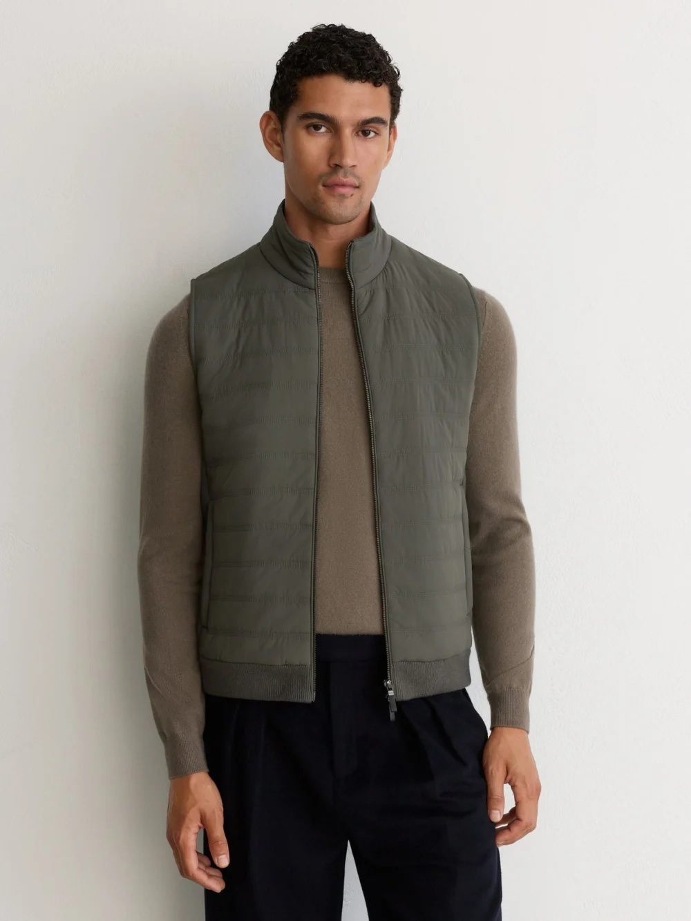 Reiss Army Green Quilted Funnel-neck Knitted Gilet