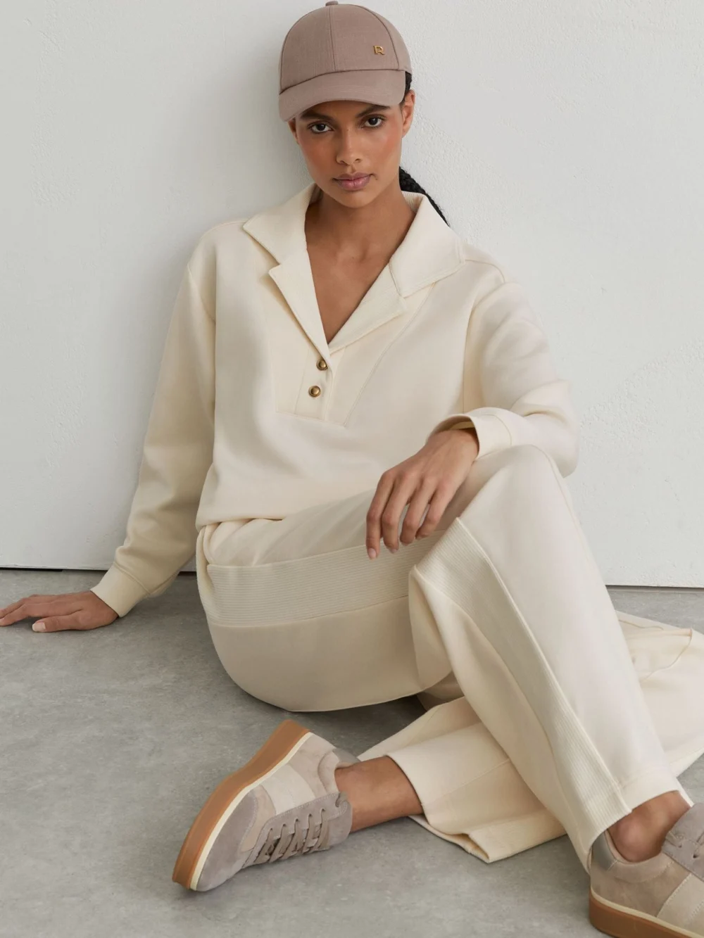 Reiss Bella Women's Premium Interlock Wide-leg Joggers in ivory