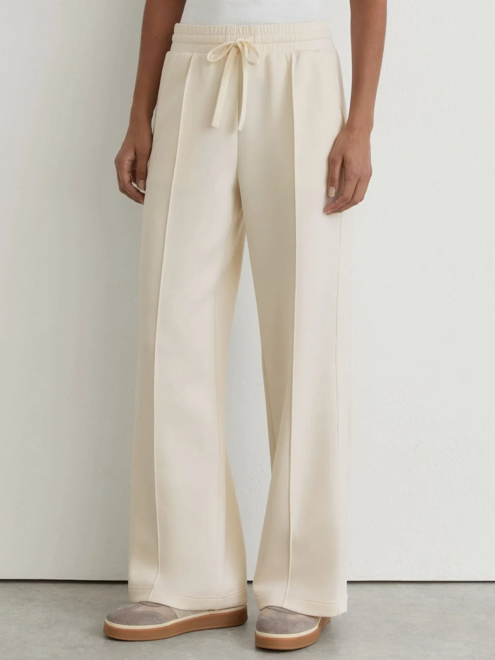 Reiss Bella Women's Premium Interlock Wide-leg Joggers, view 3